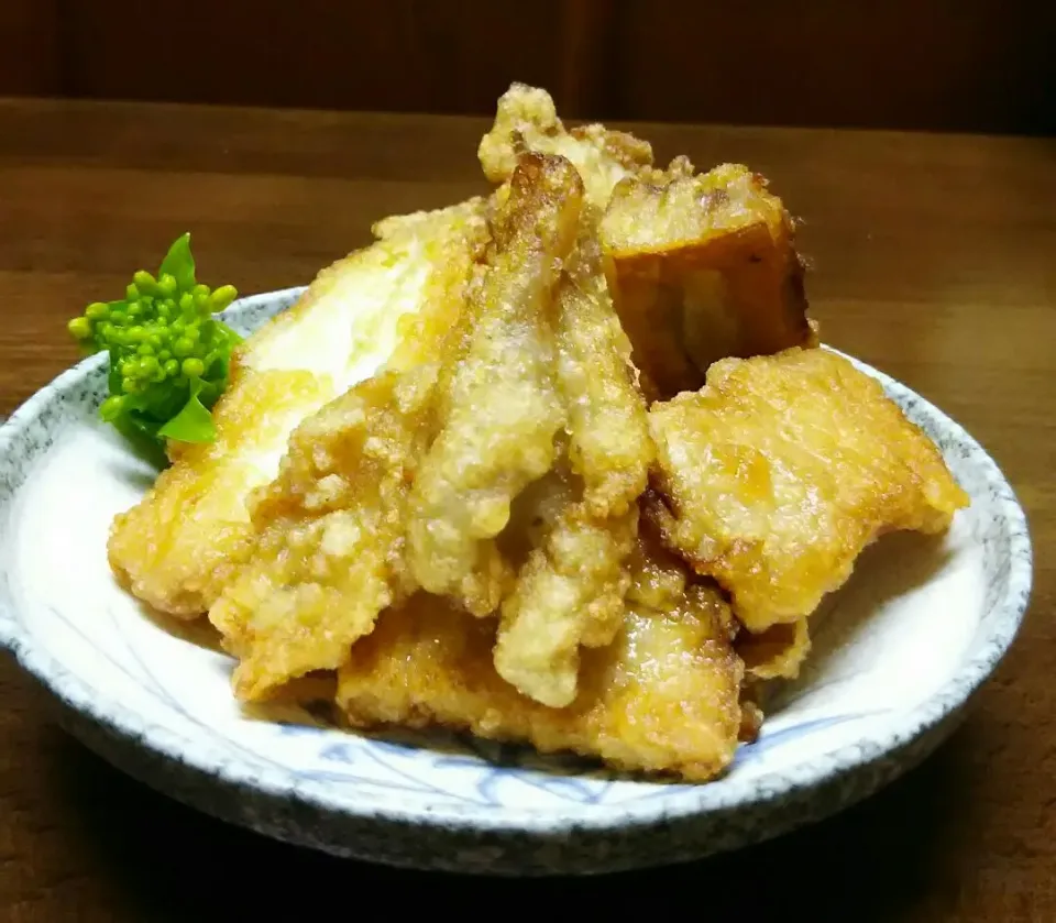 Snapdishの料理写真:鰤の竜田揚げ|あらいぐまのしっぽさん