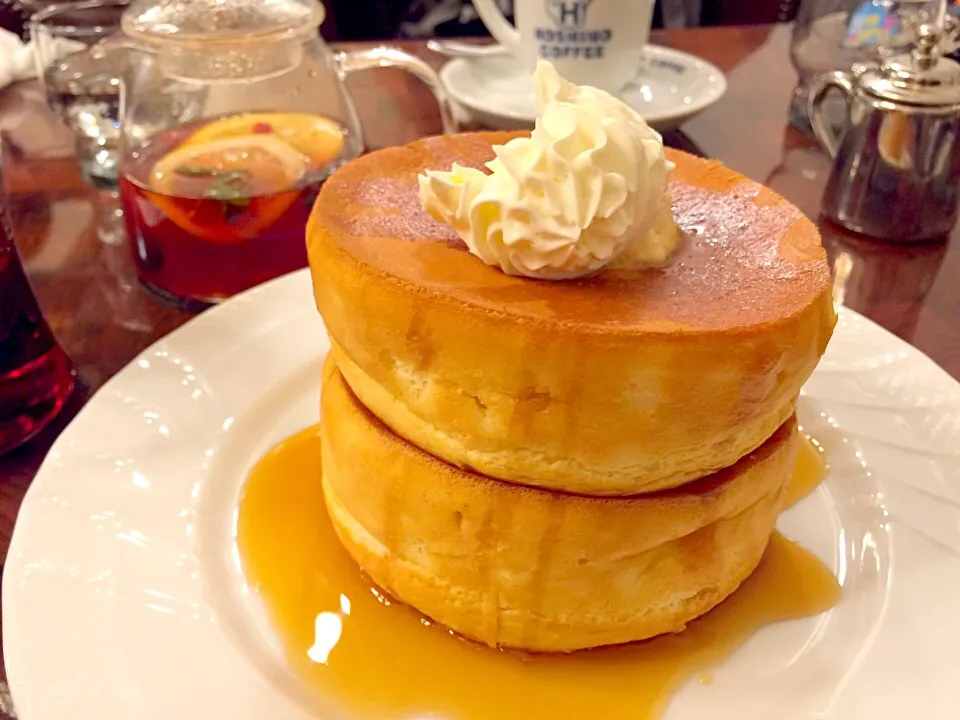 窯焼きスフレパンケーキとフルーツティー|まりたんさん