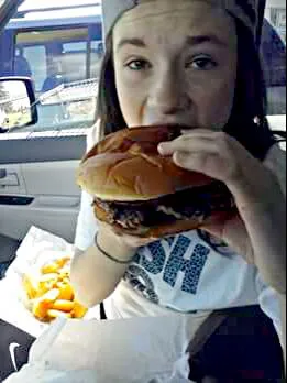 Fat burger|Kristina Paris Fergusonさん