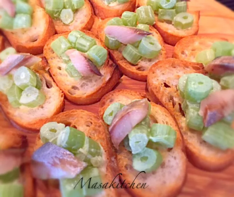 Bruschetta de  butterbur scape.|Masakiさん