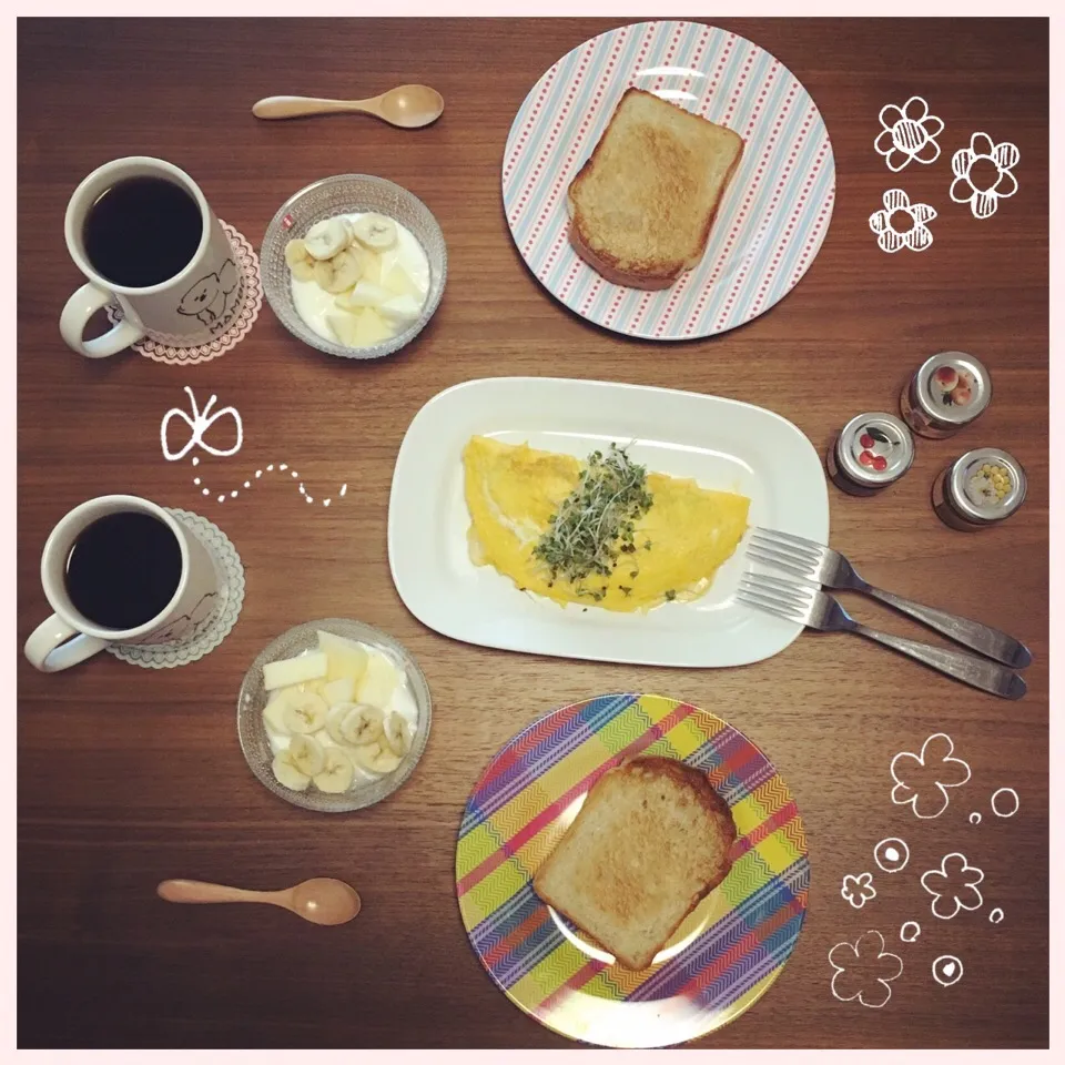 Snapdishの料理写真:春キャベツのチーズオムレツ🍞🍒|leeさん