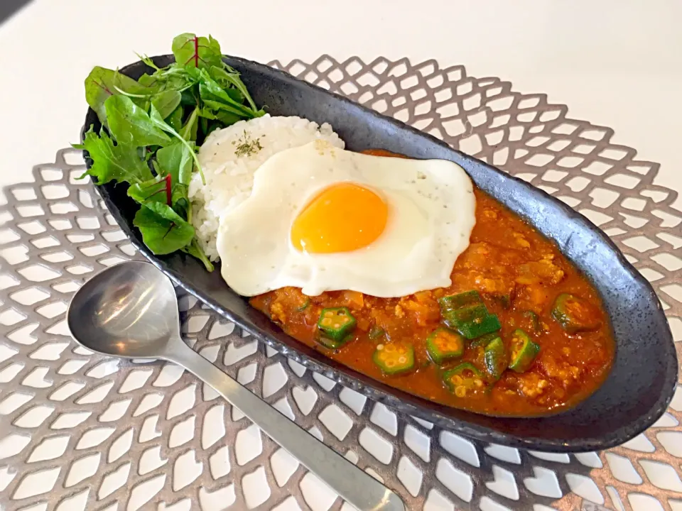 咲きちゃんさんの料理 フライパン一つで✨豚肉キーマカレー|ゆきさん