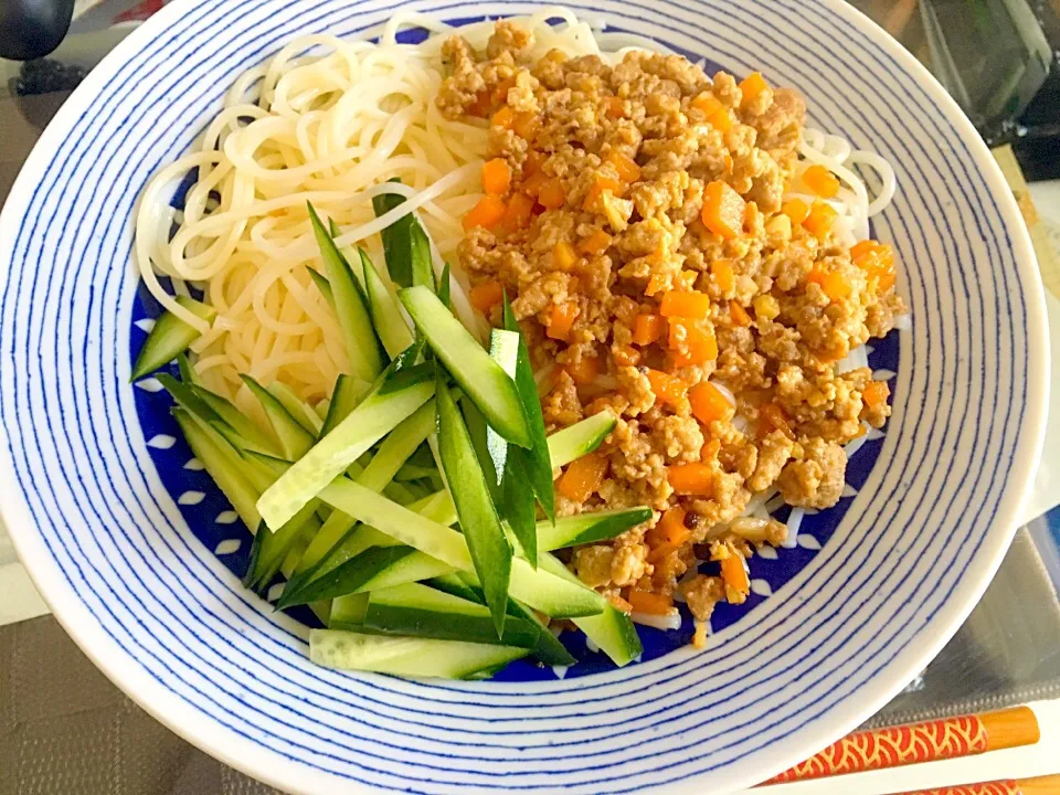 Snapdishの料理写真:五島うどんのお豆腐ジャージャー麺|あおママさん