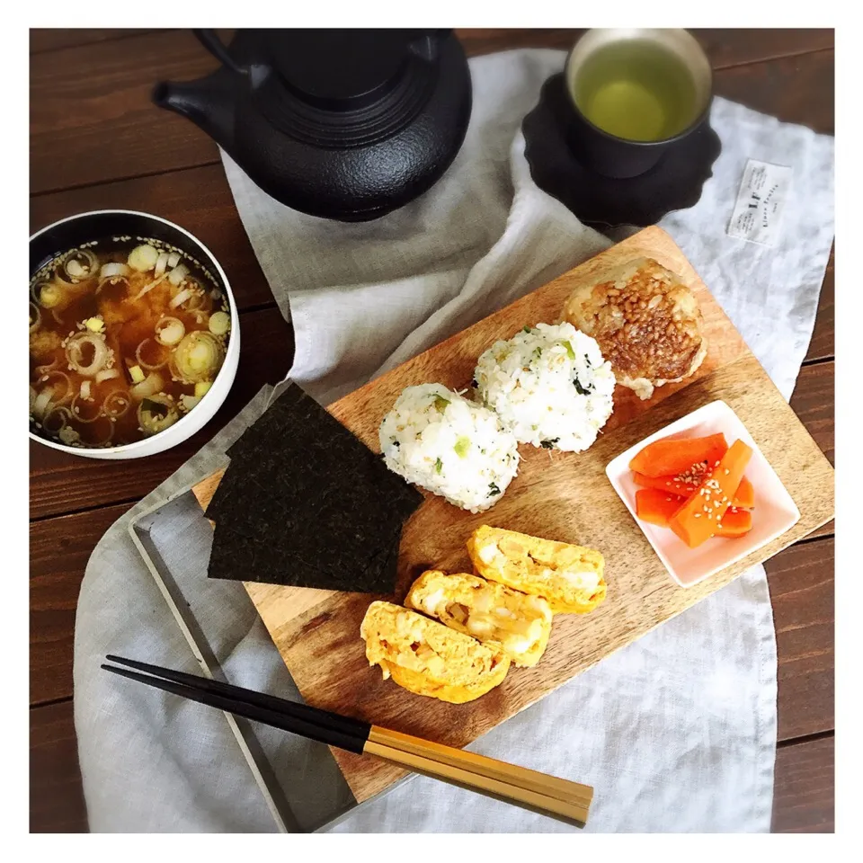 野沢菜ちりめんのおにぎり 朝御飯 🍙🌿|welcomeizumiさん