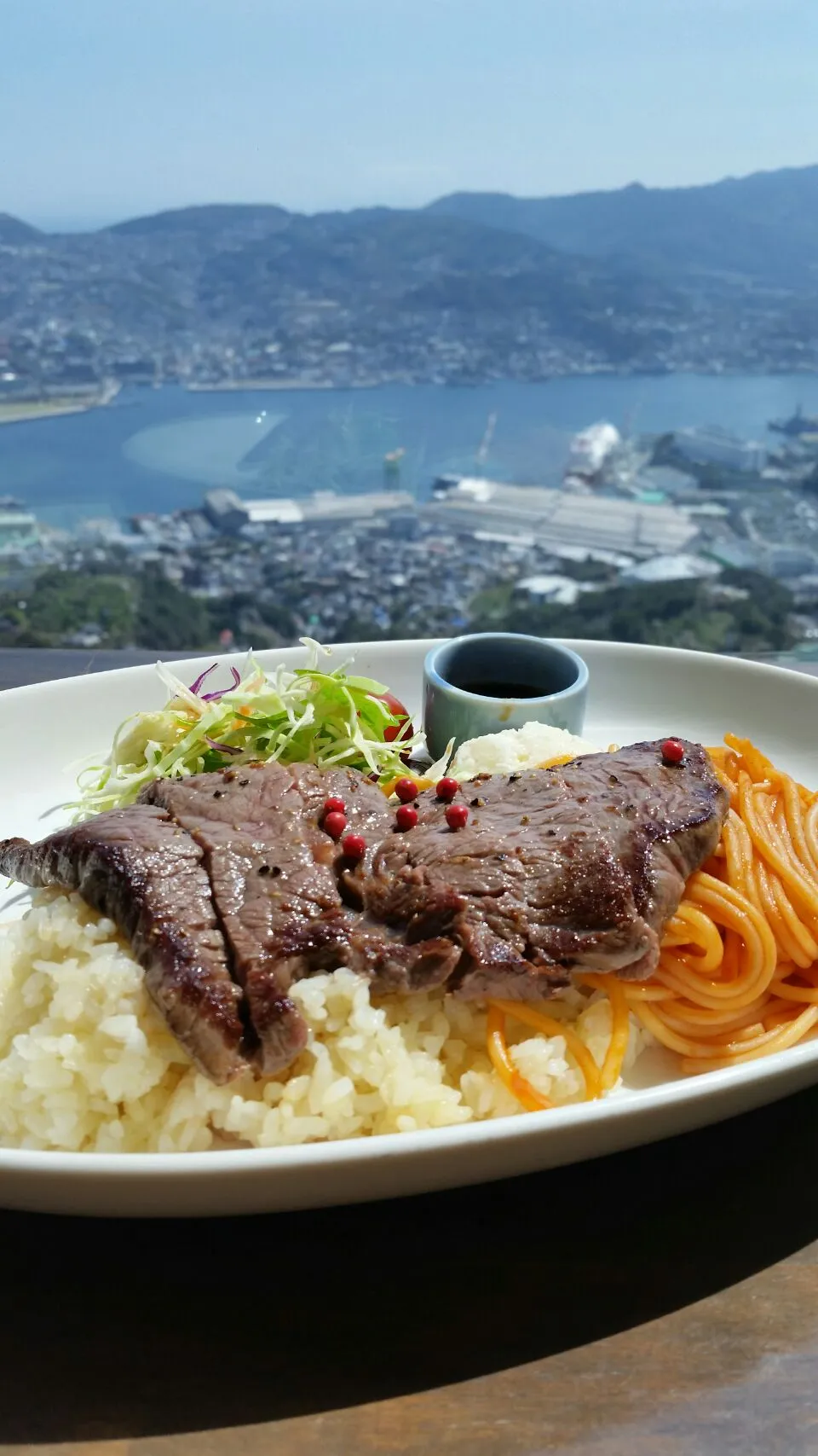 長崎牛ステーキトルコライス☆稲佐山の絶景と🎵|unotacoさん