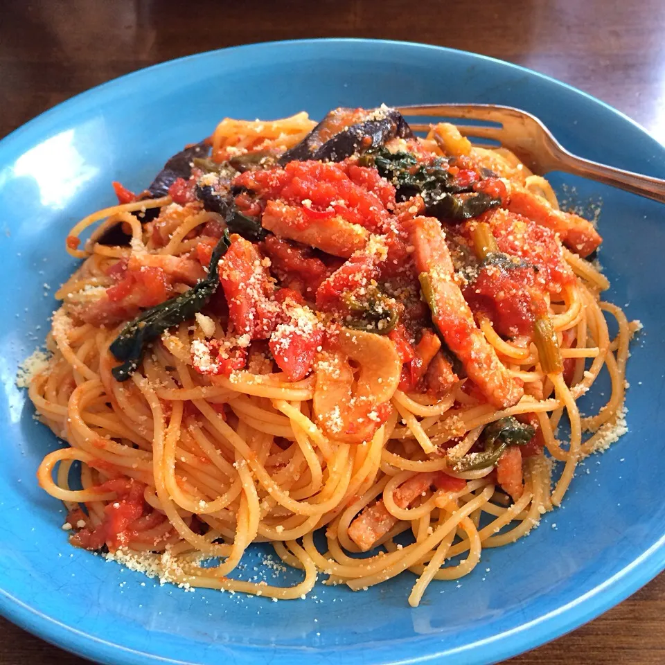 ゆみちゃんの料理 簡単 レンジでtomato  sauce～🎵でベーコンとナス、ほうれん草のトマトパスタ🍝|ゆうみん（4人の母ちゃん）さん