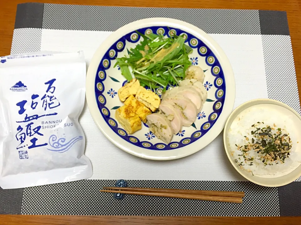 Snapdishの料理写真:鳥ハム、卵焼き、水菜サラダ、万能塩鰹茶漬け|hhhさん