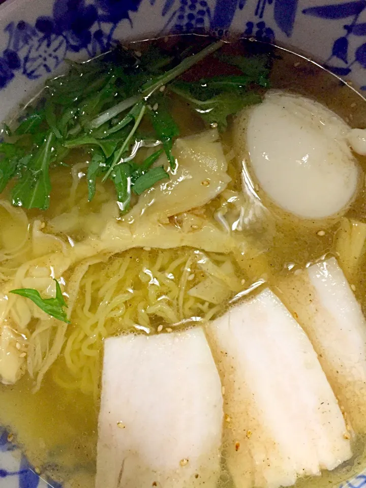 あいうえお 塩ラーメン。あっさり締めにぴったりなラーメン！|なかむーさん