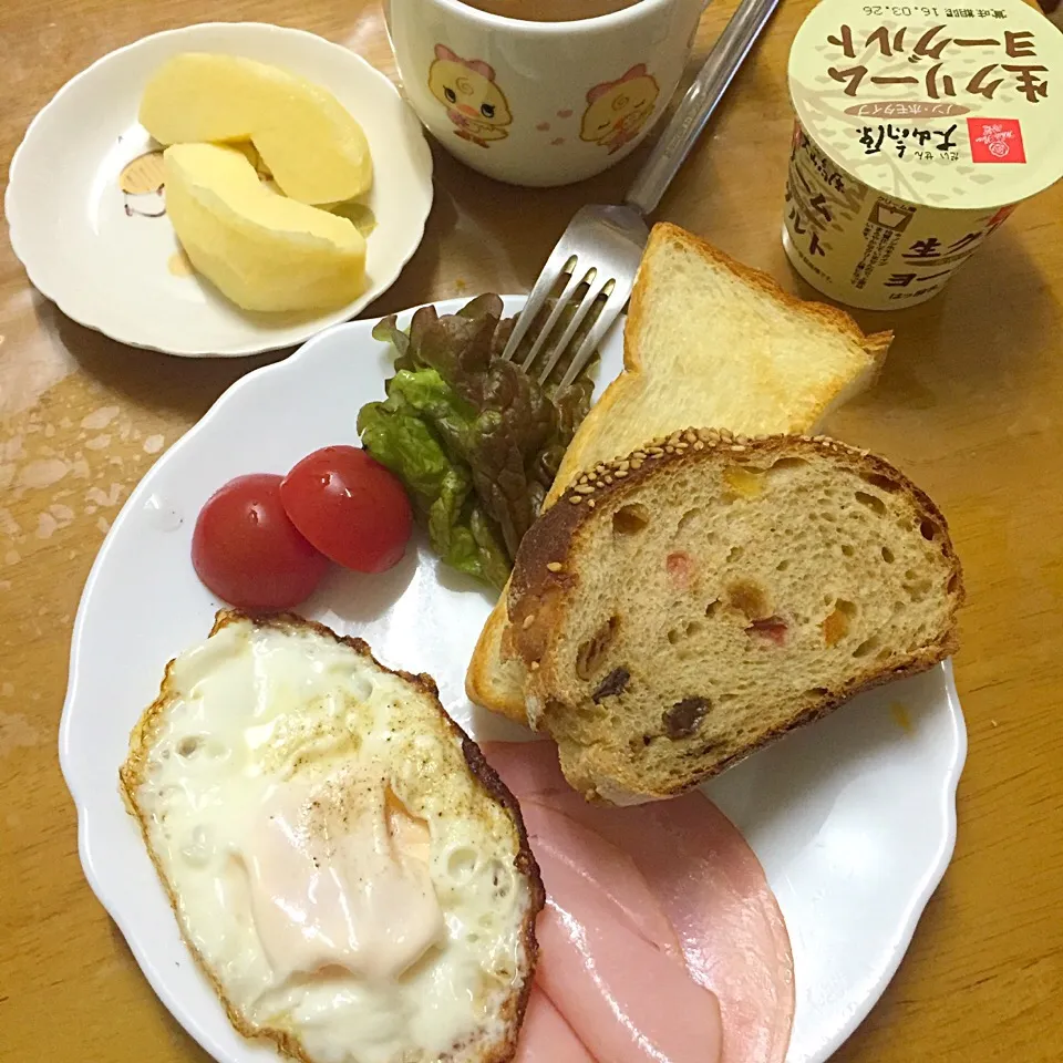 Snapdishの料理写真:朝食 160322|maixx ใหม่さん