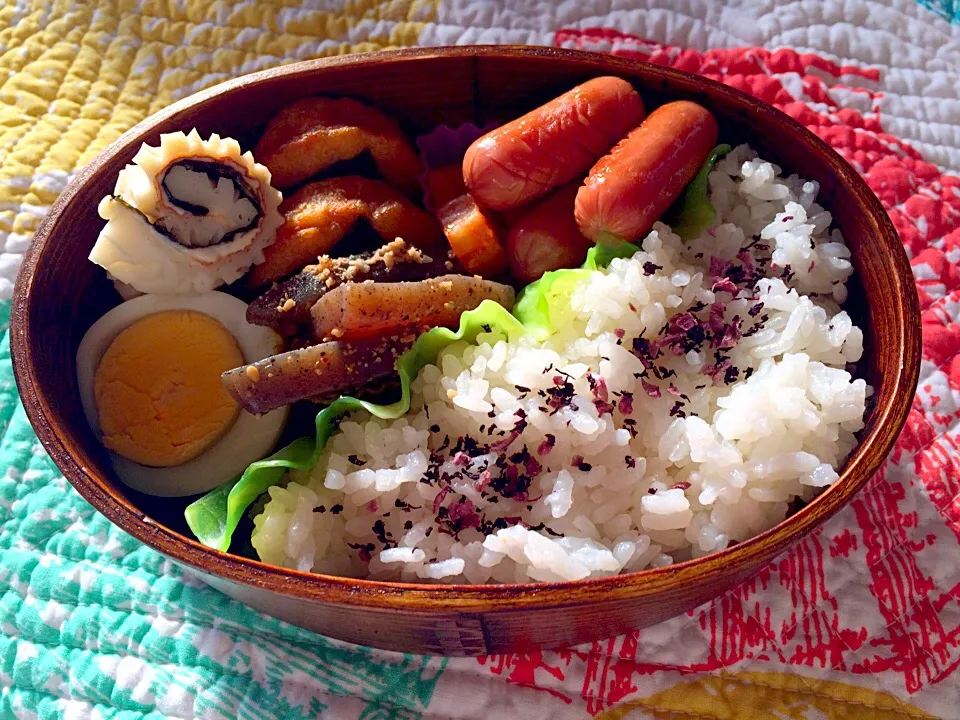 Snapdishの料理写真:3/22久しぶりゆで卵入れたよ弁当(´◡`๑)|cotocotoさん