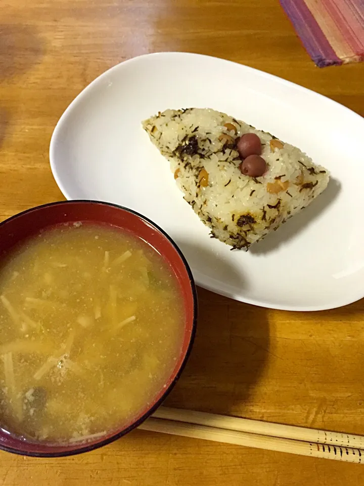 Snapdishの料理写真:とん蝶、みそ汁(^O^)／|すかラインさん