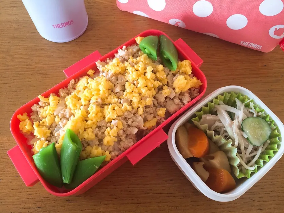 Snapdishの料理写真:女子高生の鶏そぼろ弁当|ハマルさん