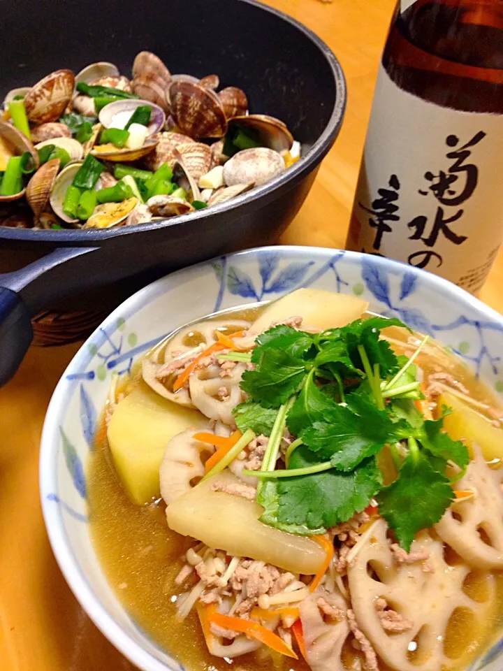 今日の夕食🌙  あさりの酒蒸しと聖護院大根のそぼろ煮  完全につまみです😅|Yu Yu mamaさん