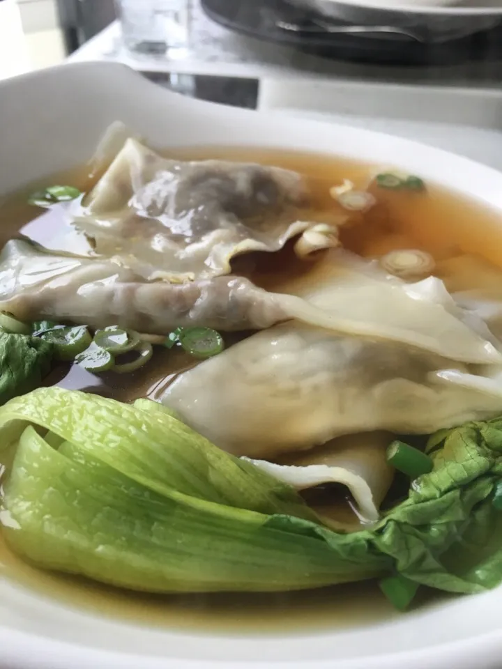 Five spice Peking Duck Consommé with a Caramelized Onion Duck Confit Ravioli|Christine pavelkaさん