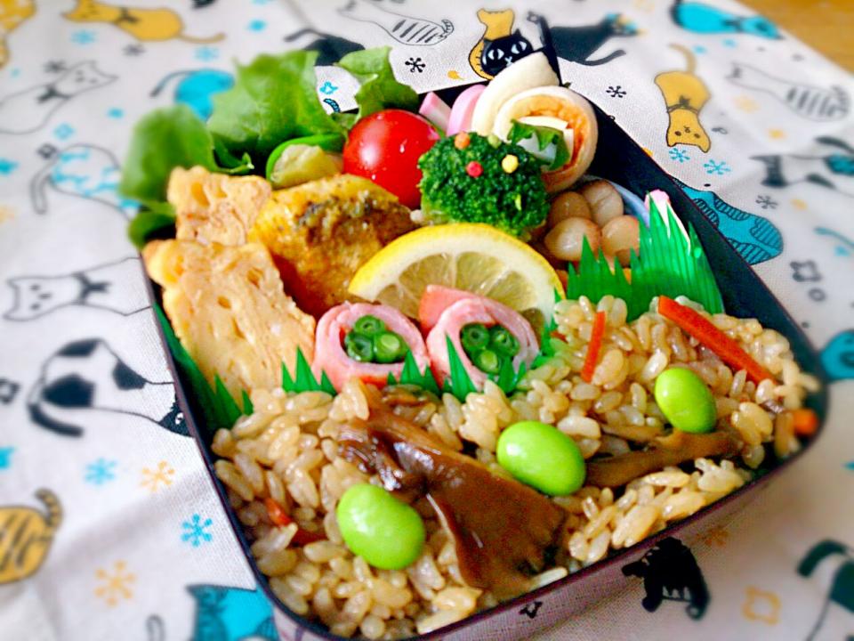 鱈のカレーピカタと舞茸御飯弁当。