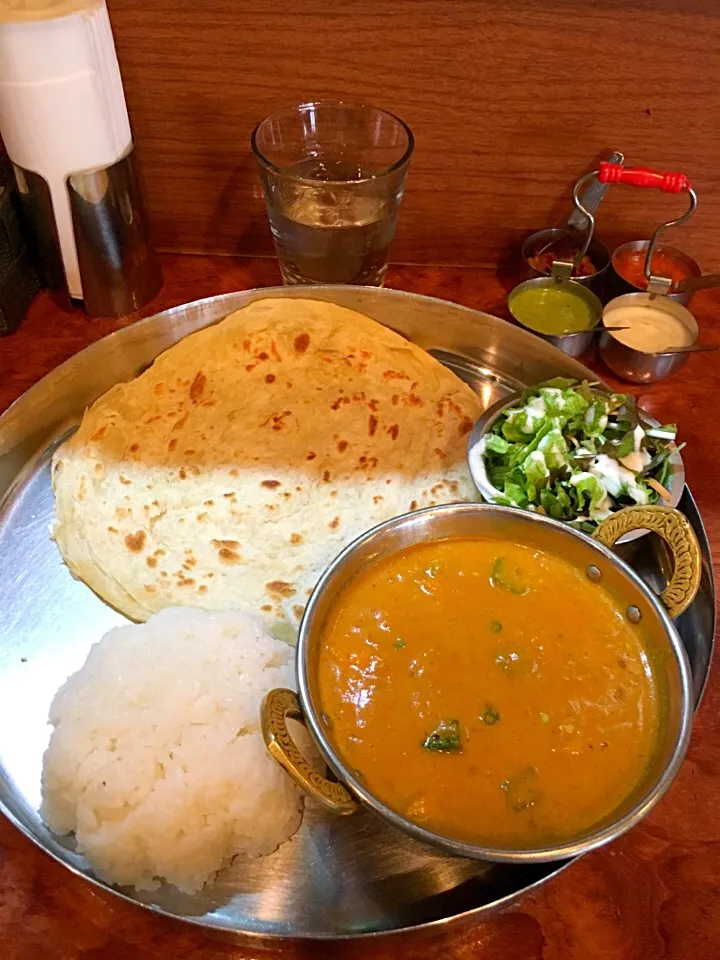 オクラ入りチキンカレー@マドラスミールス|カリー仙人さん