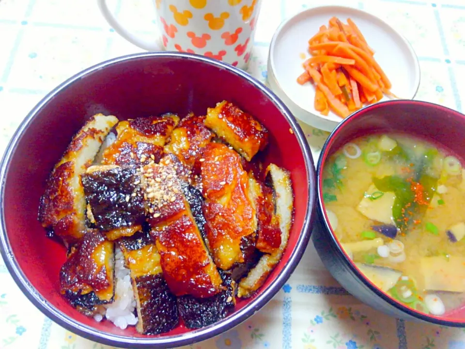 なんちゃって鰻の蒲焼き丼🙆|うたかた。さん