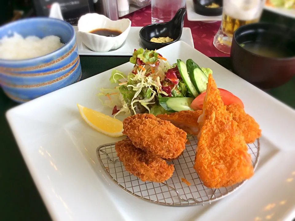 Snapdishの料理写真:⛳️🏌ゴルフ場飯「フライ定食😋」|アライさんさん