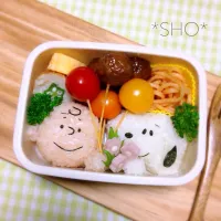 Snapdishの料理写真:＊スヌーピー&チャーリーブラウン弁当＊|*SHO*さん