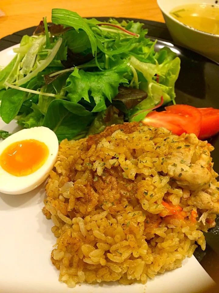 チキン カレーピラフ|tomoニャンさん