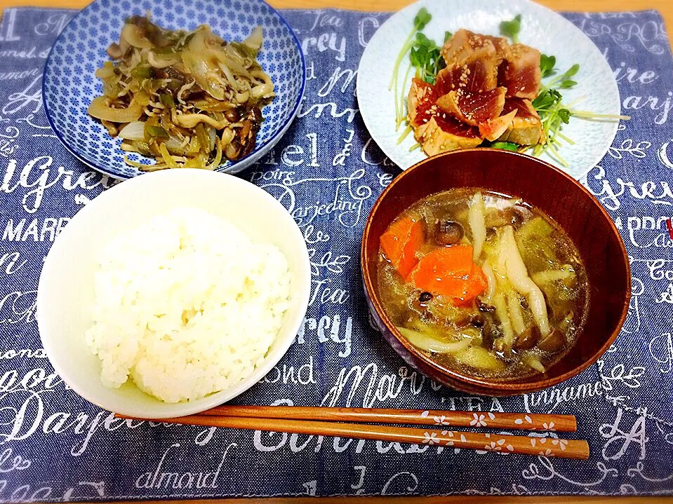 韓国風まぐろステーキ🌸きのこの醤油バター🌸残り野菜のスープ|nao＊さん