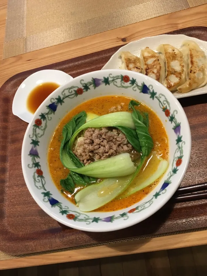 おうちで担々麺|あっきーよさん