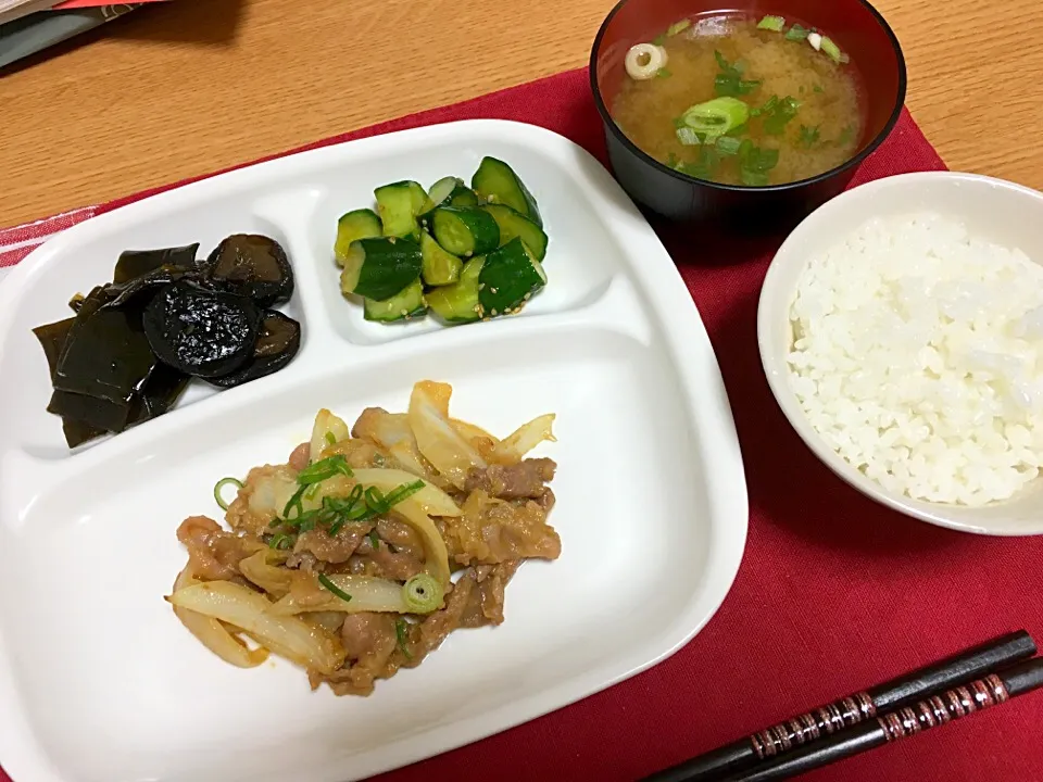 豚味噌炒め
ピリ辛きゅうり
椎茸と昆布煮|まりさん