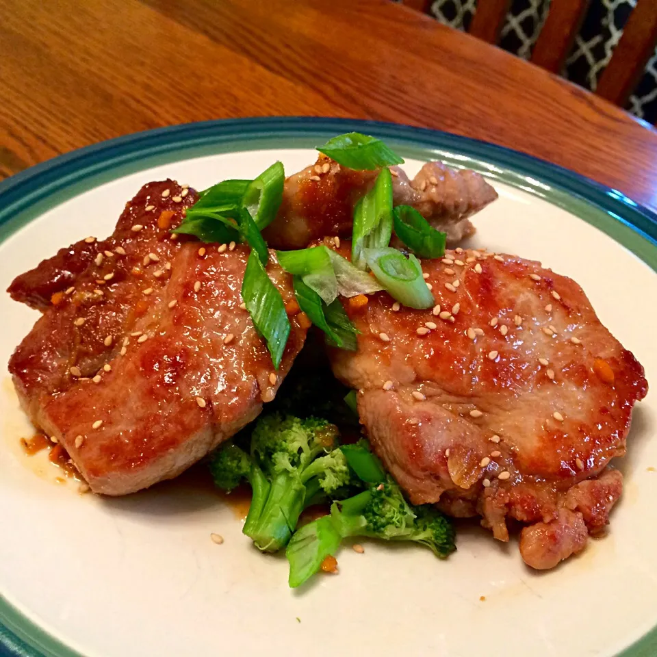 Paleo Orange-Teriyaki Pork Chops|Casey Murrellさん