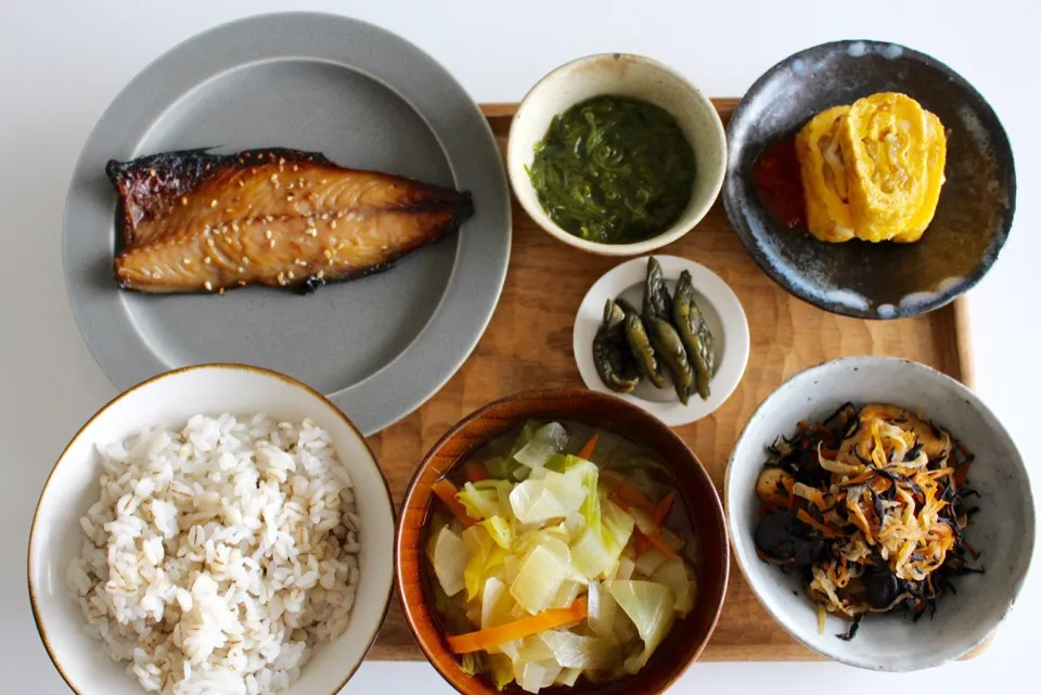 主人の昼ごはん😁😁
焼き魚|もも太郎さん