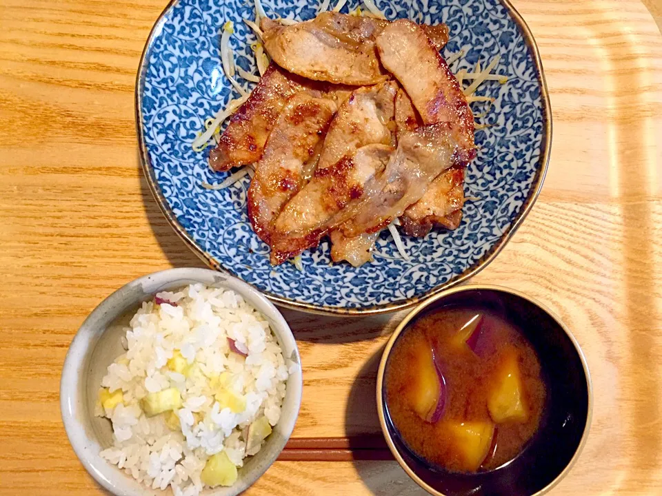 ポークジンジャー&さつまいも御飯、お味噌汁✧*|Makiさん