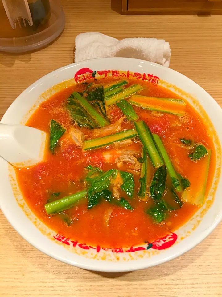 太陽のラーメン@太陽のトマト麺|カリー仙人さん