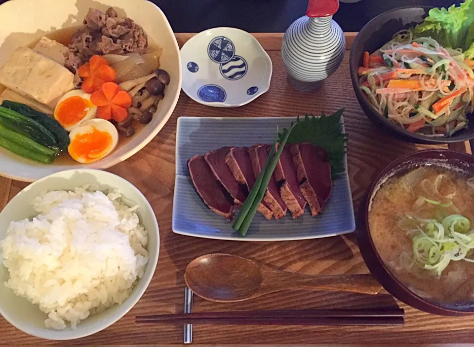 鰹のたたき
肉豆腐
春雨サラダ
大根と揚げのお味噌汁|ayumiさん