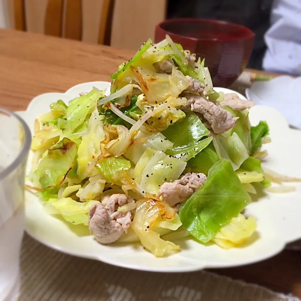 豚肉野菜炒め☆アップ
昨晩の夕飯〜|あさこさん