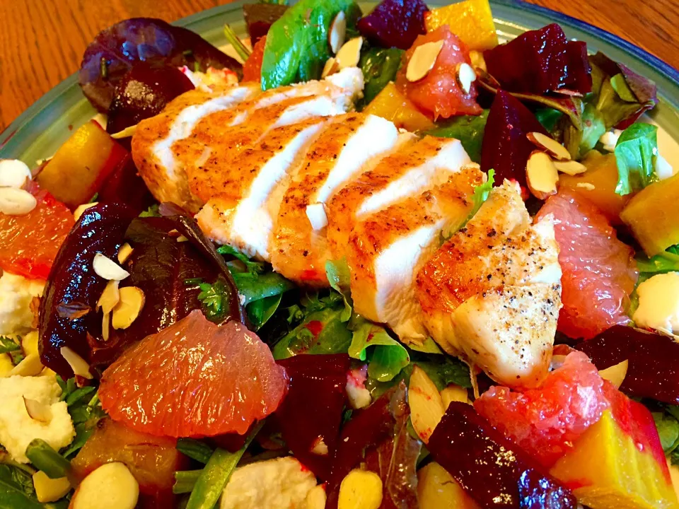 Spring beet salad with chicken|Casey Murrellさん