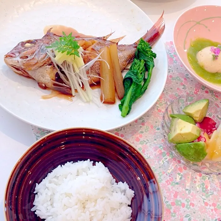 鯛の煮付けメインの春の和食|ぺこりっちさん