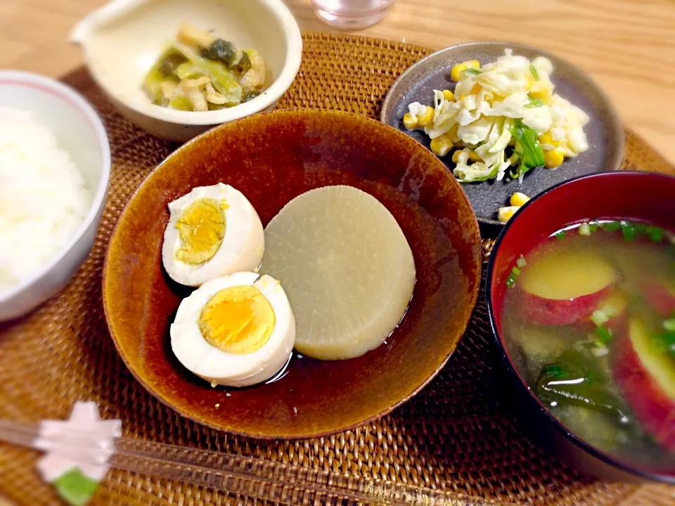 お出汁しみしみ大根と玉子でお夕飯＊3/25|ゆきぼぅさん