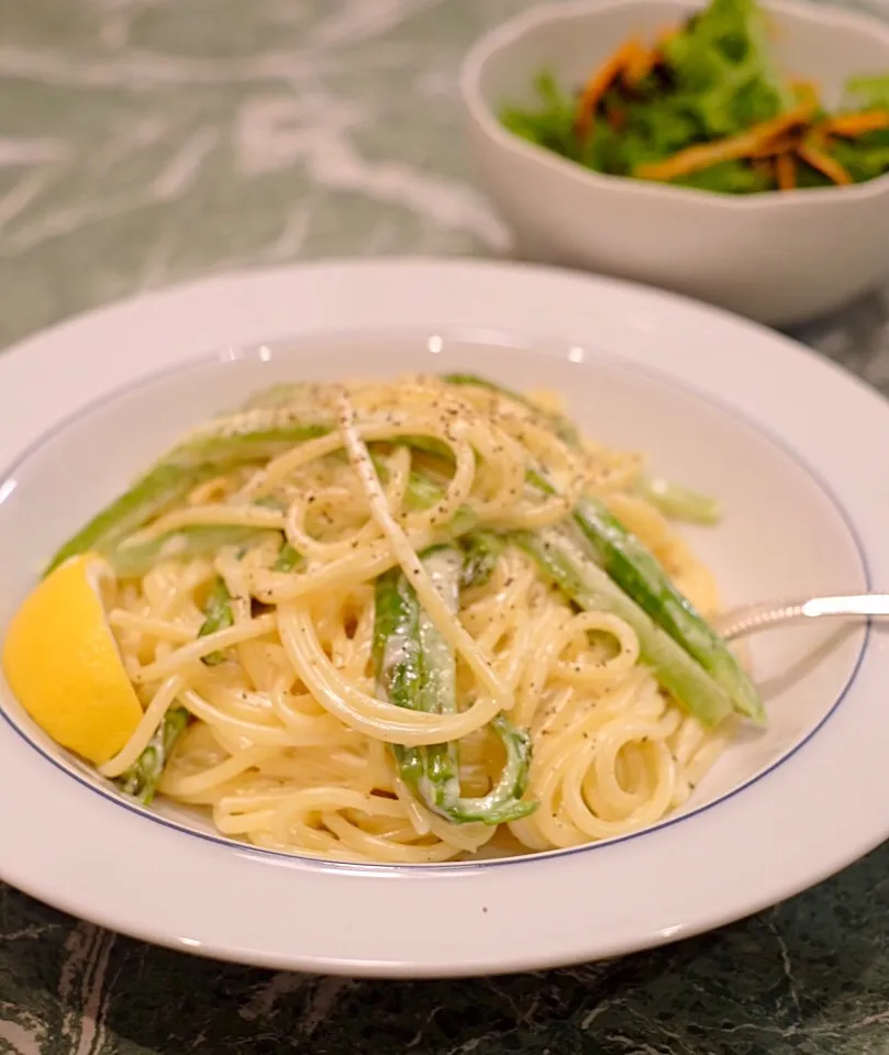 アスパラのレモンクリームパスタ|かつこさん