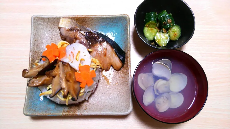 ３月３日　ちらし寿司　鰤の照り焼き　きゅうりのナムル　はまぐりのお吸い物|いもこ。さん