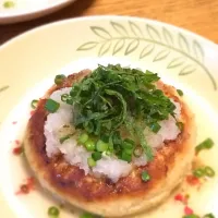 Snapdishの料理写真:鶏ひき肉とおからのハンバーグ|Kazuさん