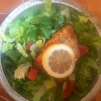 Snapdishの料理写真:Salmon salad|Lexi Jonesさん