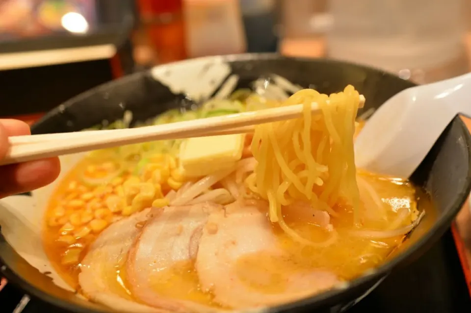 雪あかりの味噌バターコーンラーメン♪|深夜特急fさん