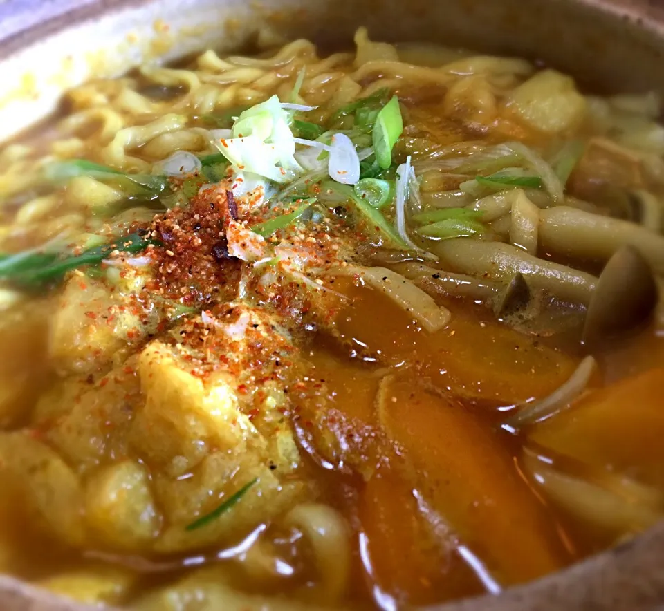 Snapdishの料理写真:麺類すっきゃねん❣️
         鍋焼カレーうどん|muutさん