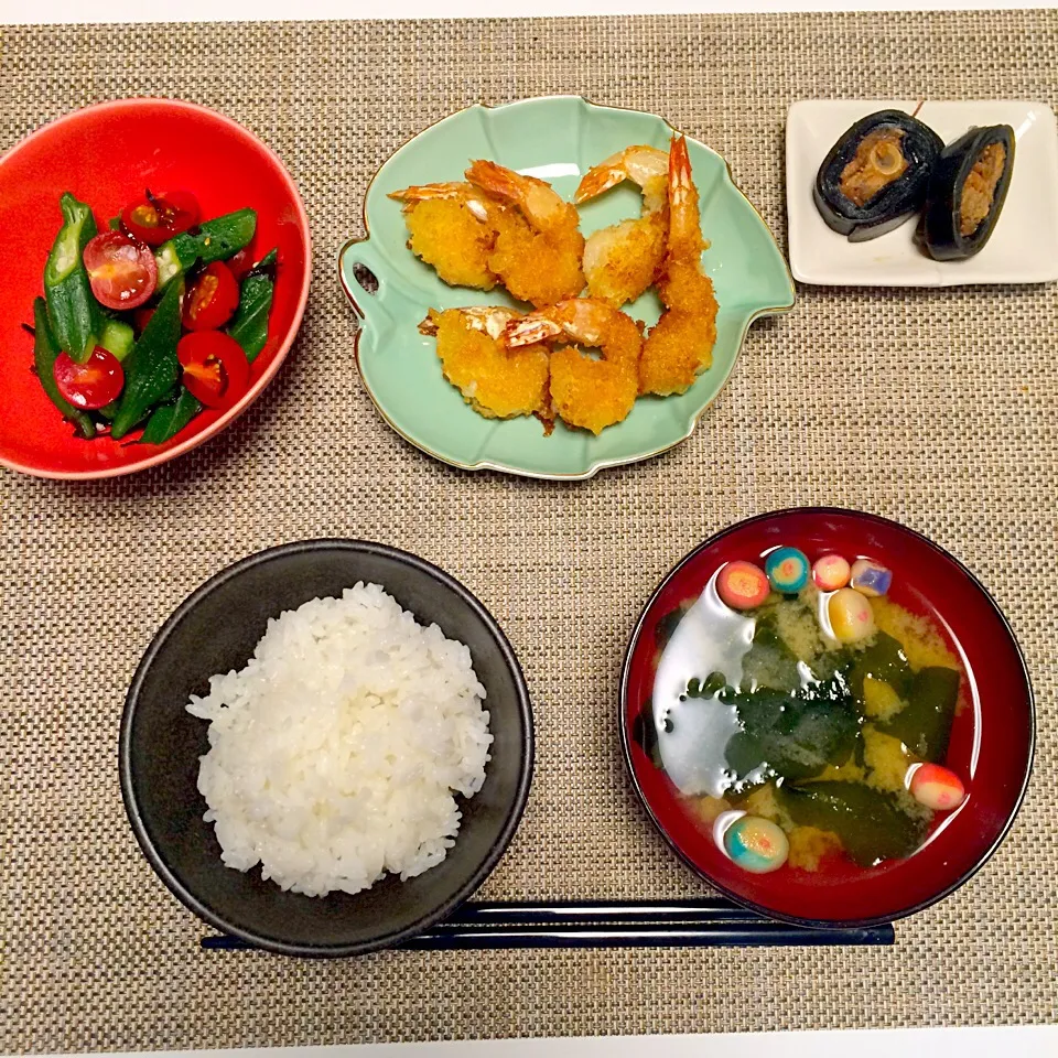 エビ揚げ
オクラとトマトの塩昆布和え|yummさん