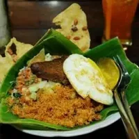 "Nasi Campur" in Banana Leaf|Ferry Jermiaさん