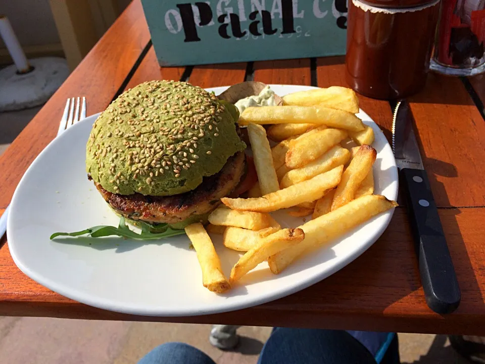 Dutch Seaweed burger (vegan)|Nina Witteveenさん