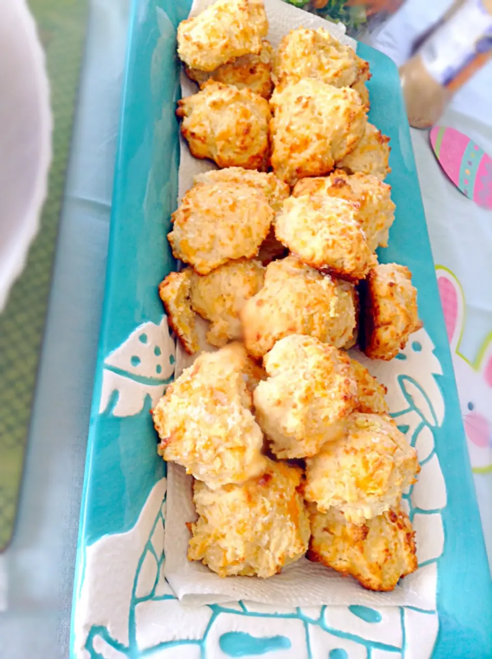 Snapdishの料理写真:ChEEsY BiScuiTs|GeMzKiTchさん