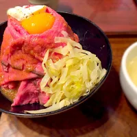 ローストビーフ丼|ゆーきさん