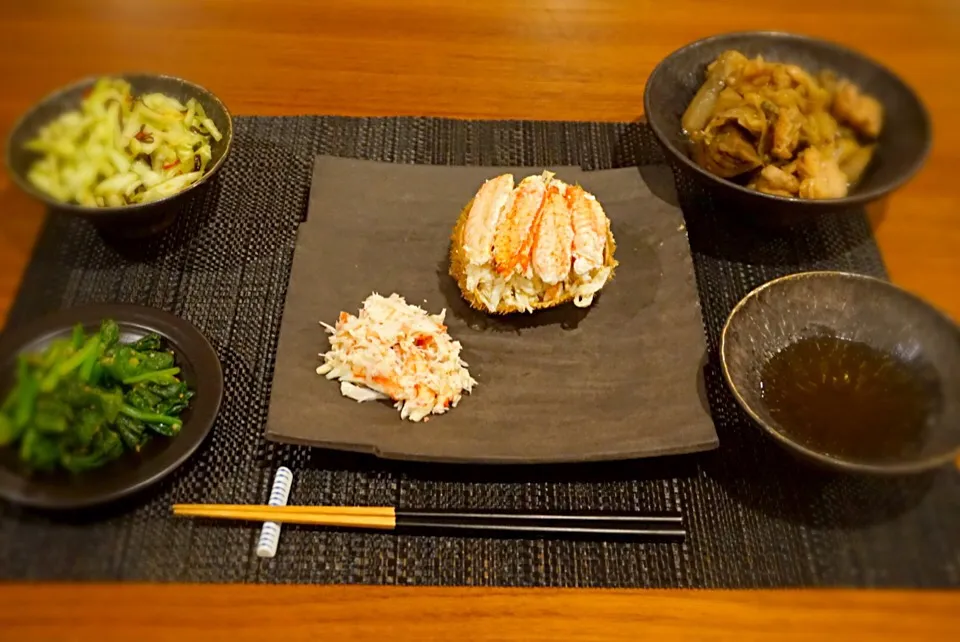 毛ガニ、ほうれん草の胡麻和え、キャベツの浅漬け、鶏とごぼうとねぎの実山椒煮|ゆり0707さん