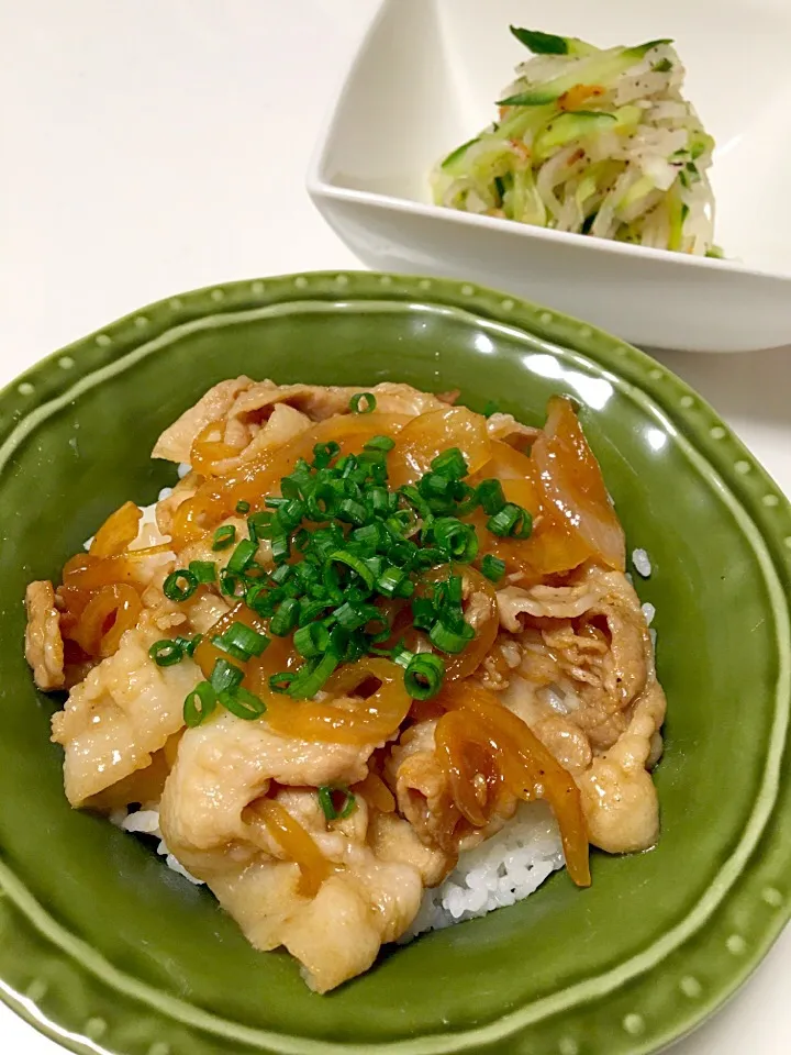 Snapdishの料理写真:キヨシュンさんの料理 危険！ご飯が進みすぎる豚丼🐷|mari♡（もも(*´∀｀*)♪）さん