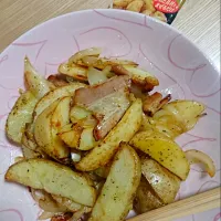 Snapdishの料理写真:ジャーマンポテト|ひろみさん